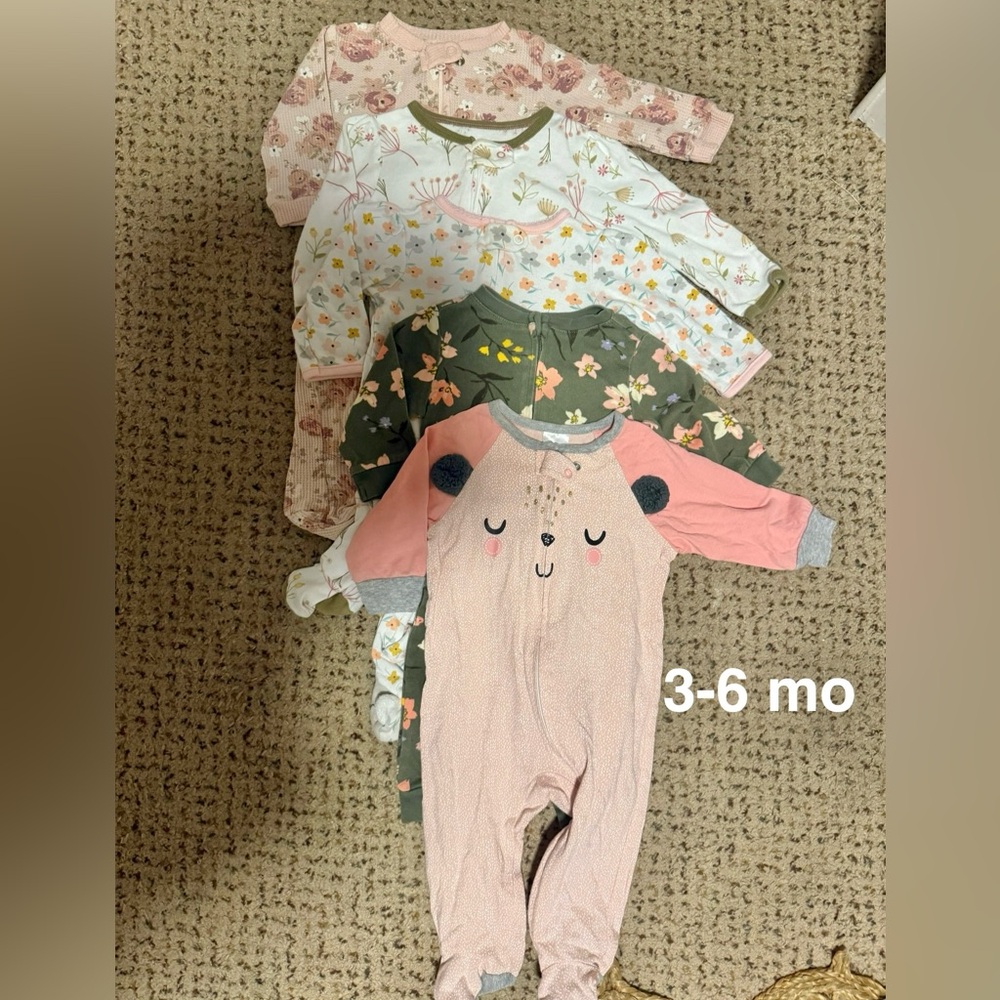 3-6 mo zip up onesies (5)